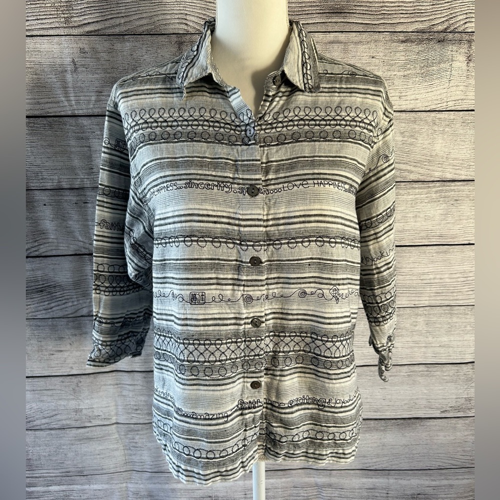 Chico’s 100% linen button up shirt size 2